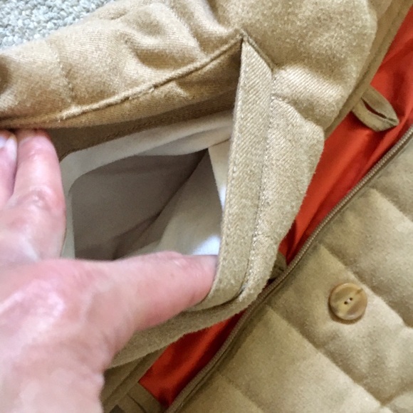 Patagonia tan vest size small - Picture 8 of 9